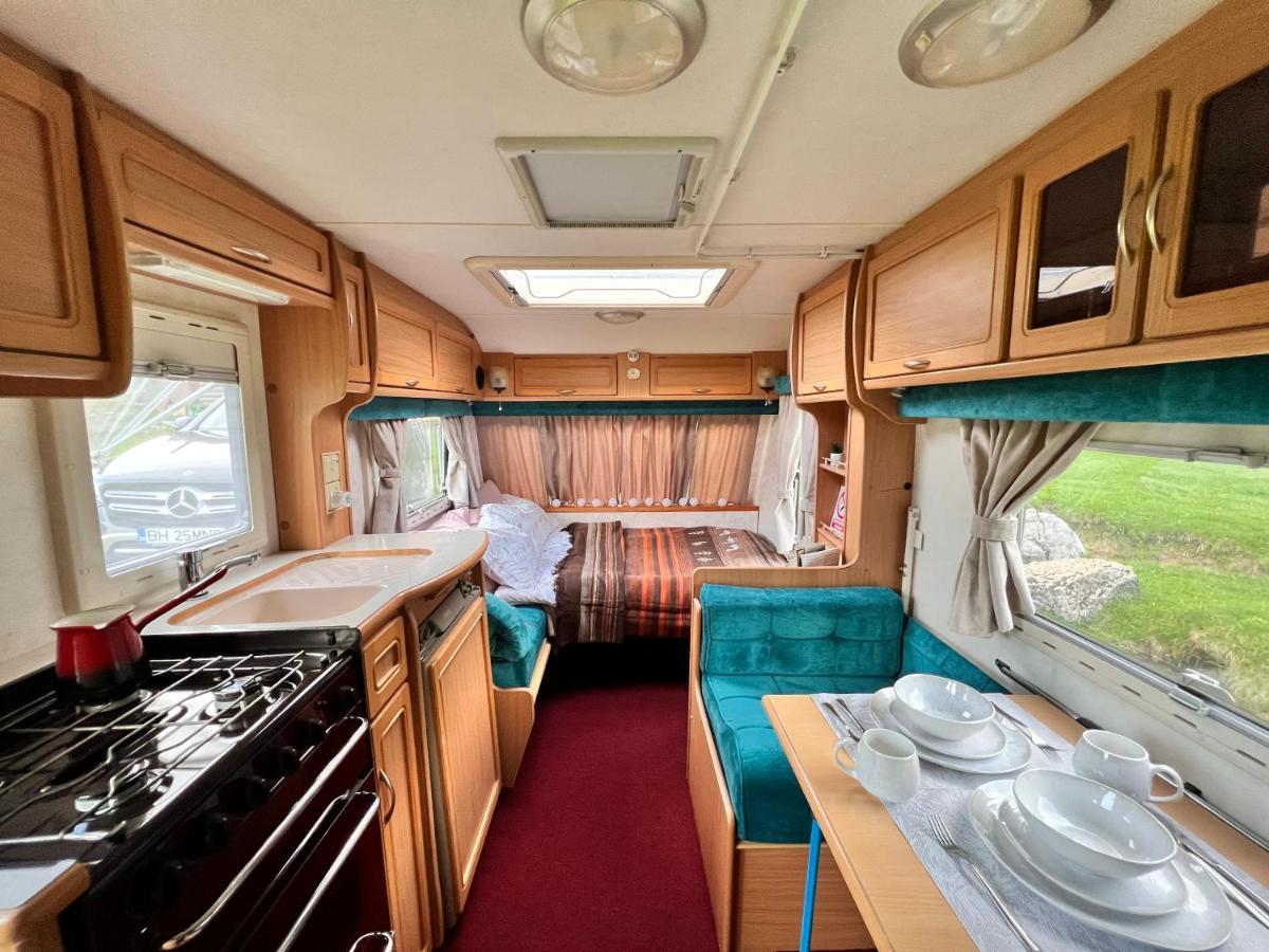 Apusenia Caravan Escape Padis - Glavoi Camping