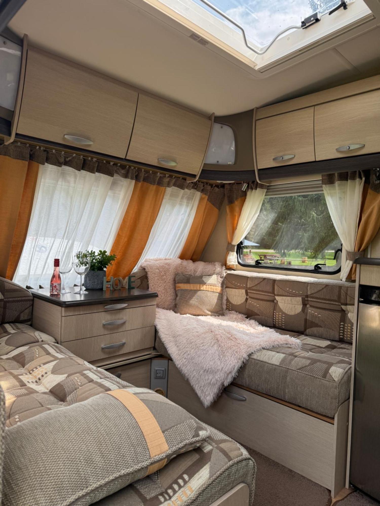 Camping Apusenia Caravan Escape Padis - Glavoi *